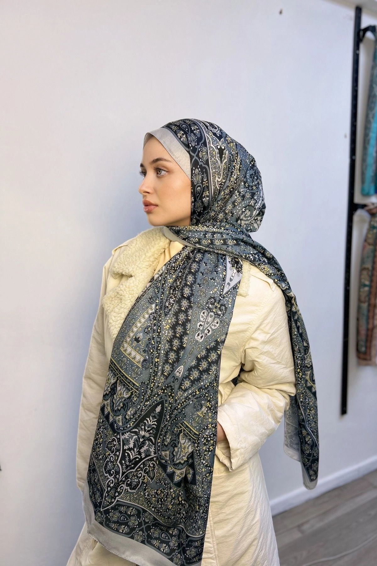 Etnik Desenli Şal Kadın Koyu Gri Etni̇k