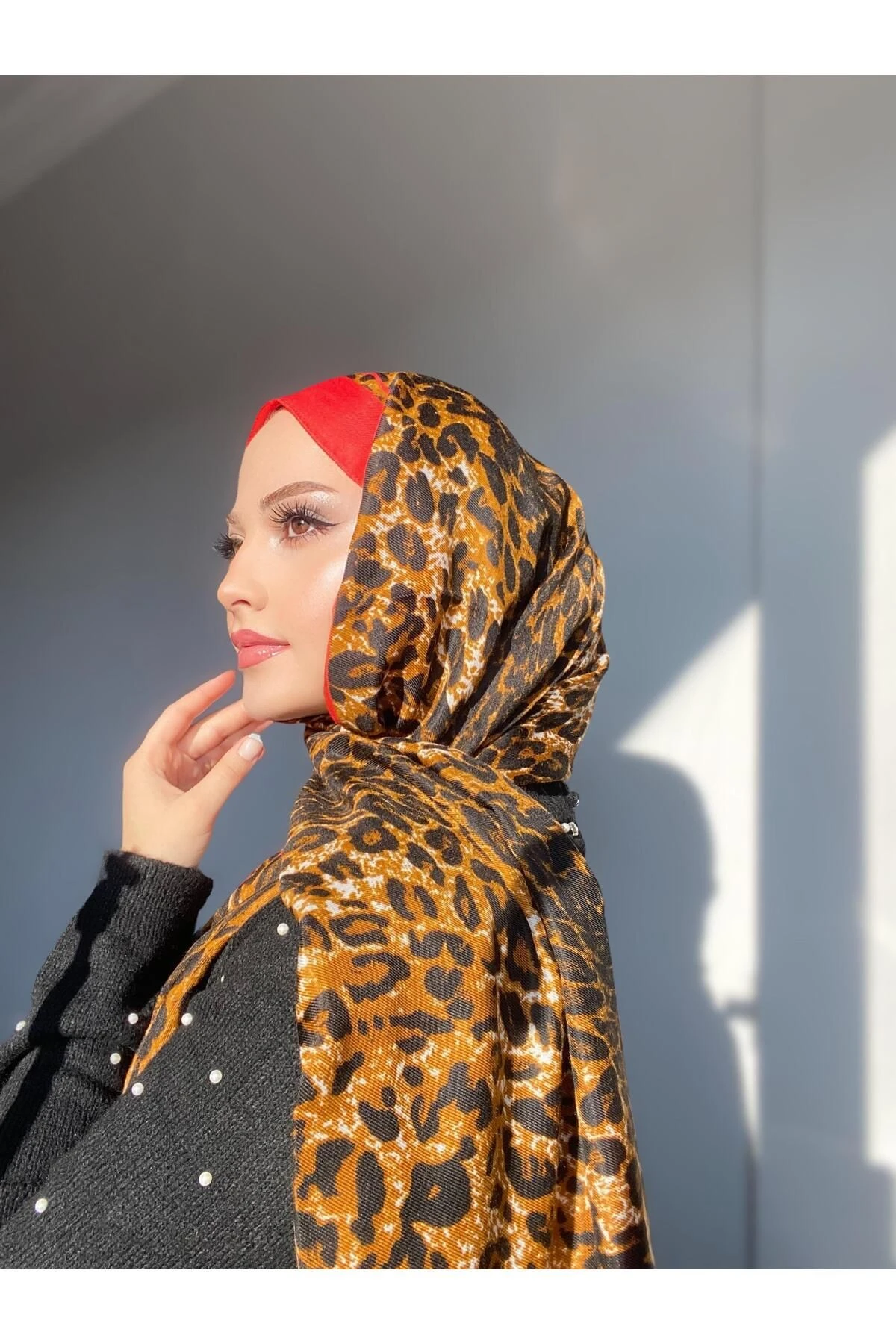 Leopar Desen Pamuk Şal Kırmızı