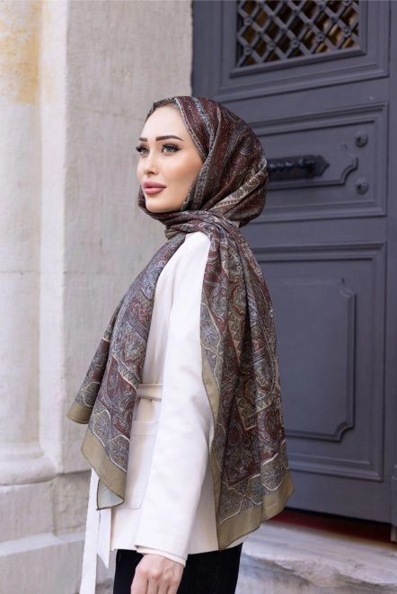 Retro Desenli Şal Haki