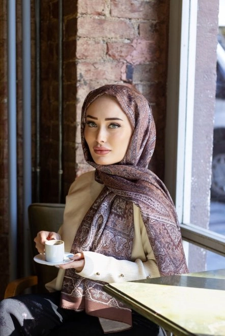 Retro Desenli Şal Kahverengi