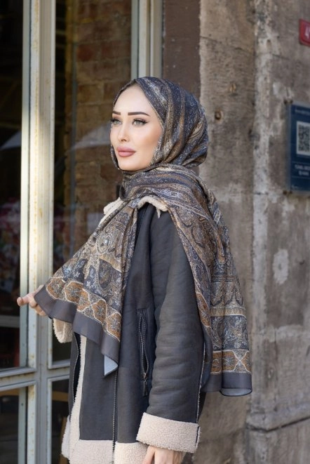 Retro Desenli Şal Metalik