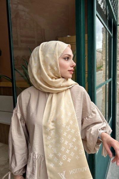 LV Desen Krem Bej Çift Taraflı Şal