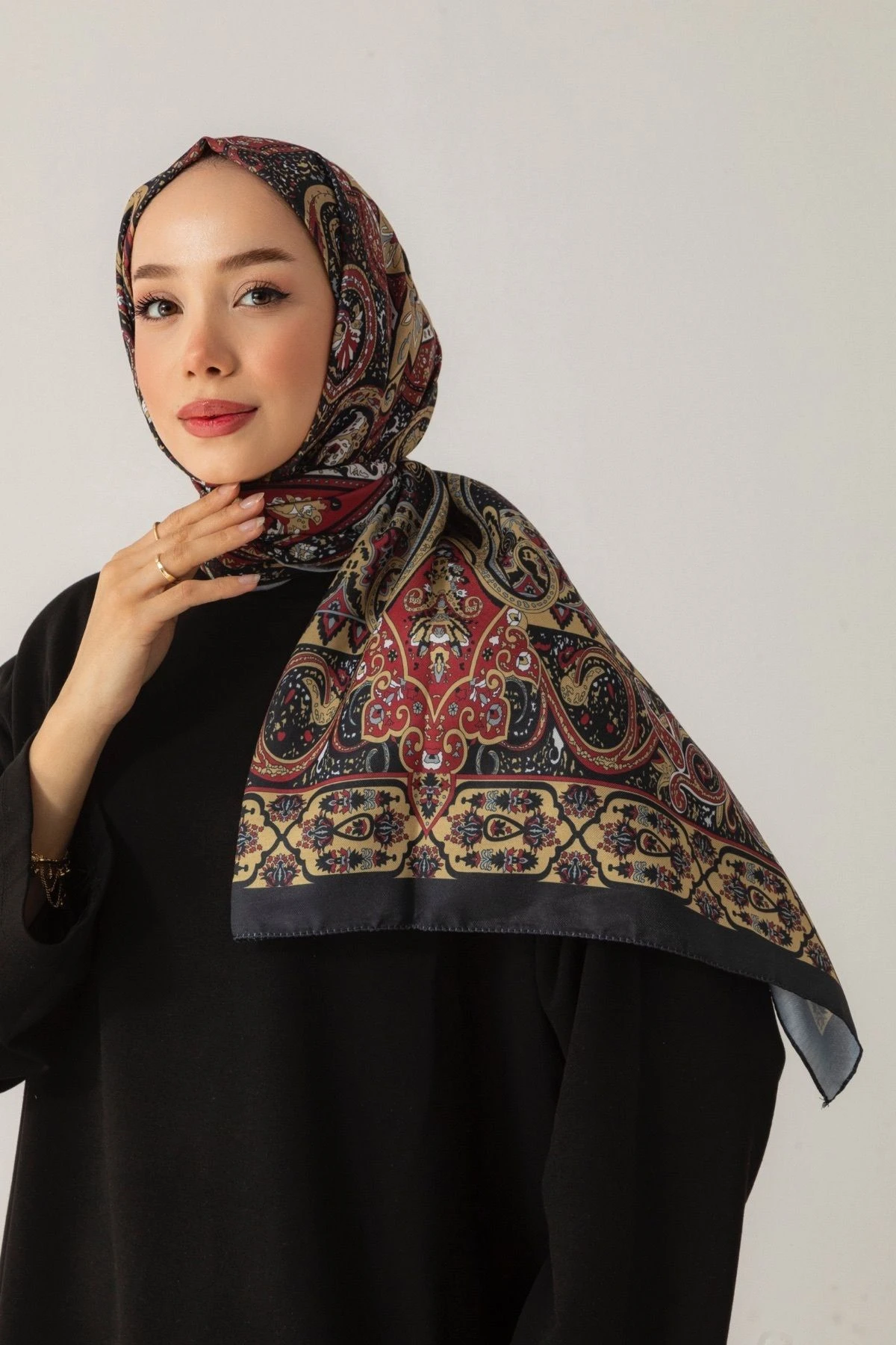 Retro Desenli Pamuk Şal Kadın Bordo-Siyah
