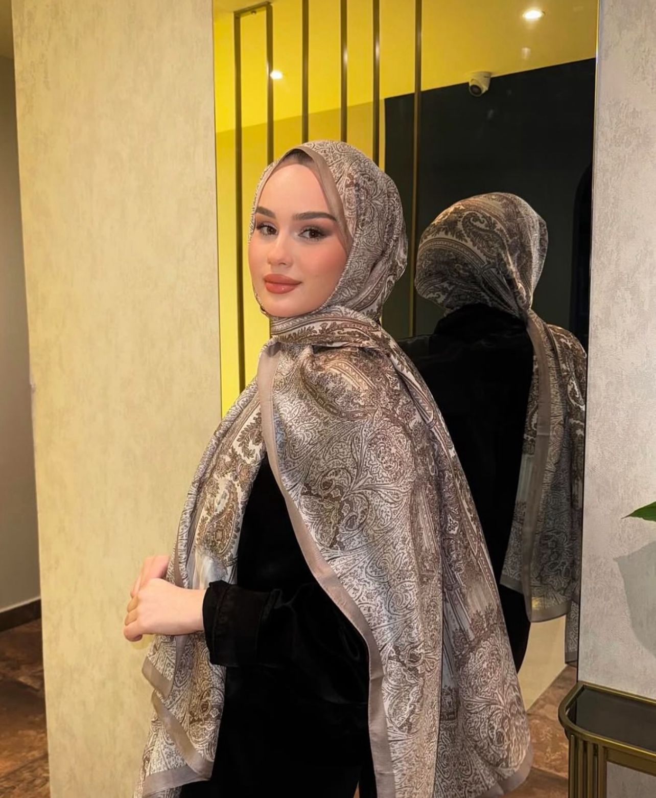 İTHAL VUAL İPEK ŞAL