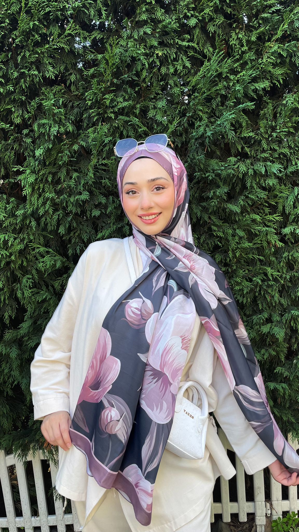 Çiçek Desenli Soft Pamuk Şal