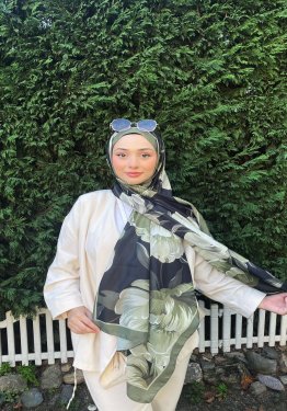 Çiçek Desenli Soft Pamuk Şal